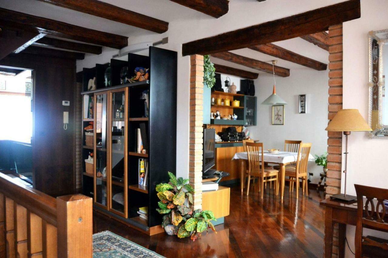 Relaxing Venetian Flat Apartment Luaran gambar